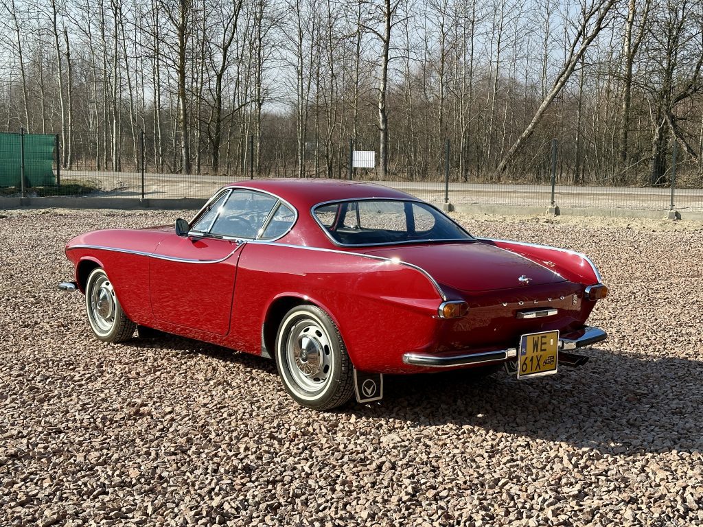 VOLVO P1800S